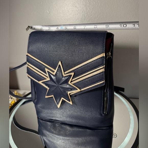 Marvel Captain marvel mini backpack. - Picture 11 of 12